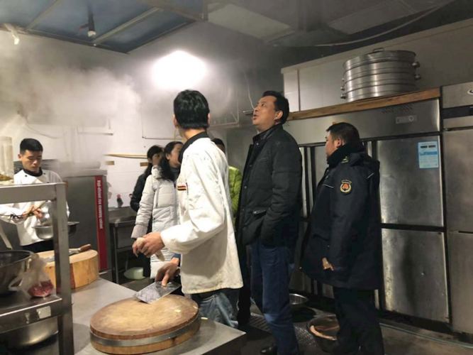 古蔺县开展城区餐饮业油烟和餐厨垃圾专项检查
